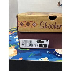 Skechers Women's Easy Going Distinctive Charm Black Clog Size US 9 /  EUR 39